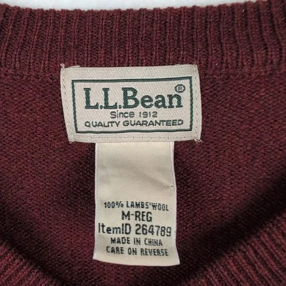 LL Bean Mens V Neck Lambswool Sweater Size Medium Red 264789 - Picture 4 of 8